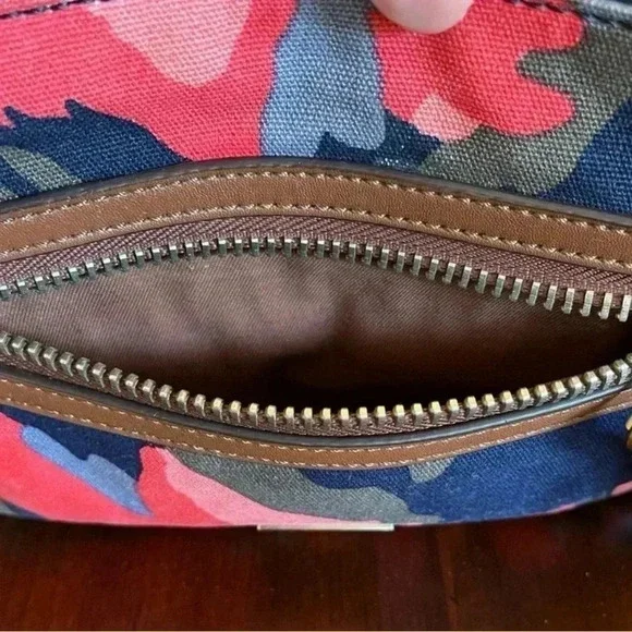 FOSSIL Women's Dawson Crossbody Bag Floral Canvas Camouflage Purse - Picture 4 of 14